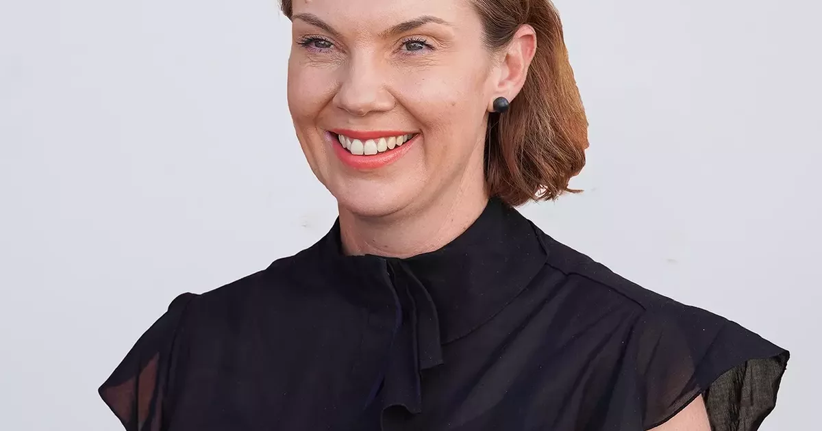 Deb Kelly Assemble | Deborah Kelly